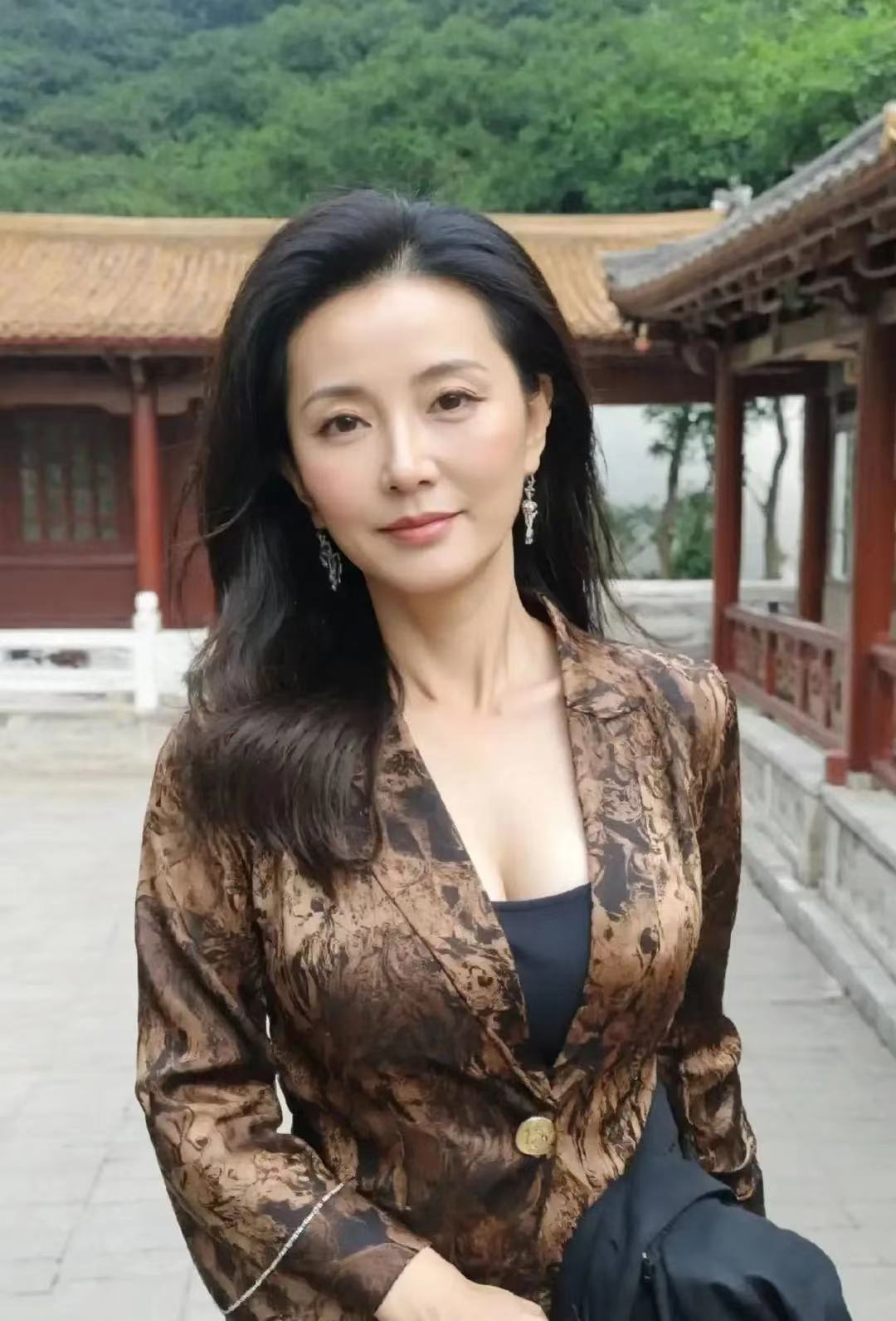 广州番禺蒲友约会新去处｜棠溪附近首家水会复古音乐live餐吧